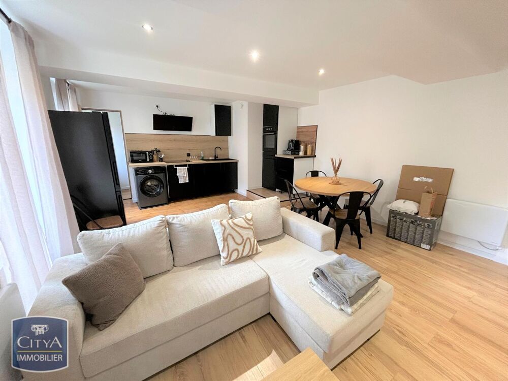 À LOUER Découvrez cet appartement rénové récemment de ty....