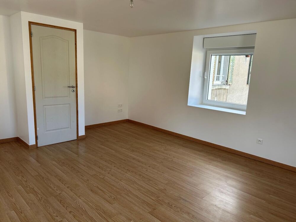 location Appartement - 5 pièce(s) - 117 m² Allondans (25550)