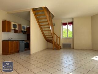  Appartement à louer 4 pièces 96 m²