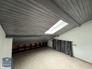  Appartement à louer 3 pièces 43 m²