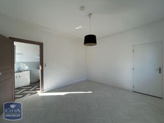  Appartement à louer 1 pièce 30 m²