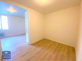  Appartement à louer 1 pièce 30 m²