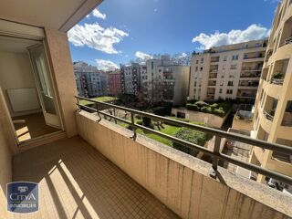  Appartement à louer 2 pièces 48 m²