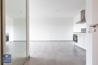  Appartement à louer 2 pièces 62 m²