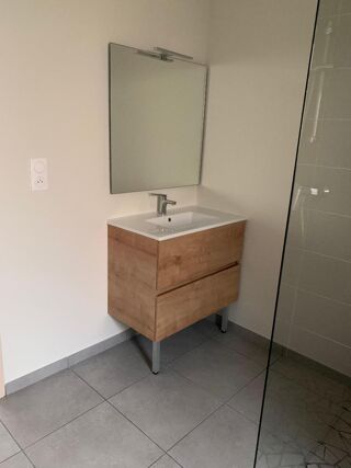  Villa  louer 4 pices 93 m