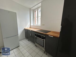  Appartement à louer 4 pièces 90 m²