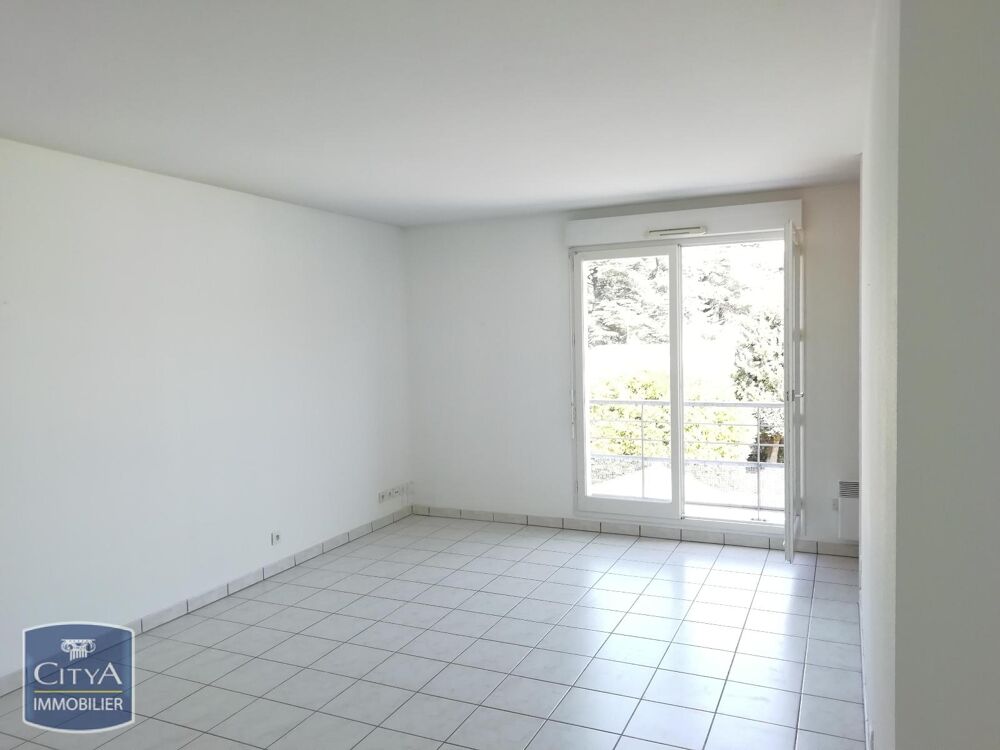 Gare - À LOUER : Découvrez cet appartement récent T2 sit....