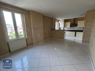  Appartement à louer 4 pièces 72 m²