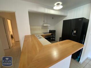  Appartement à louer 3 pièces 74 m²