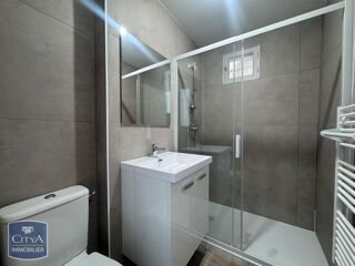  Appartement à louer 2 pièces 31 m²