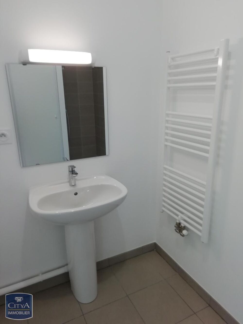 location Appartement - 2 pièce(s) - 45 m² Angers (49100)