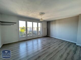  Appartement � louer 4 pi�ces 90 m�
