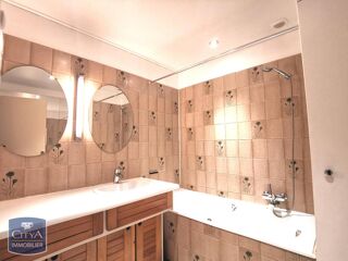  Appartement � louer 3 pi�ces 98 m�