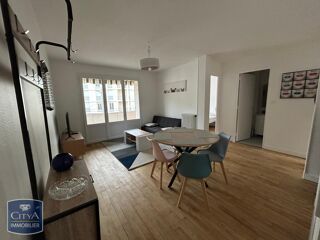  Appartement à louer 3 pièces 53 m²