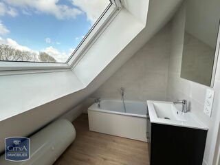  Appartement à louer 4 pièces 74 m²