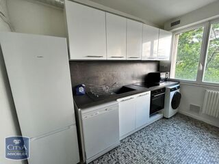  Appartement à louer 4 pièces 70 m²