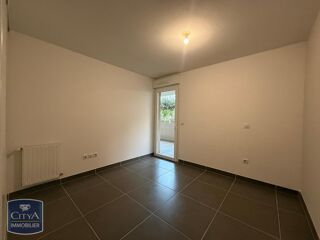  Appartement à louer 2 pièces 43 m²