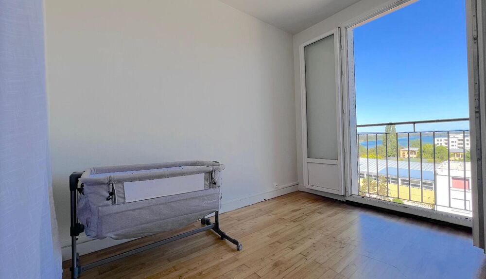 vente Appartement - 4 pièce(s) - 67 m² Décines-Charpieu (69150)