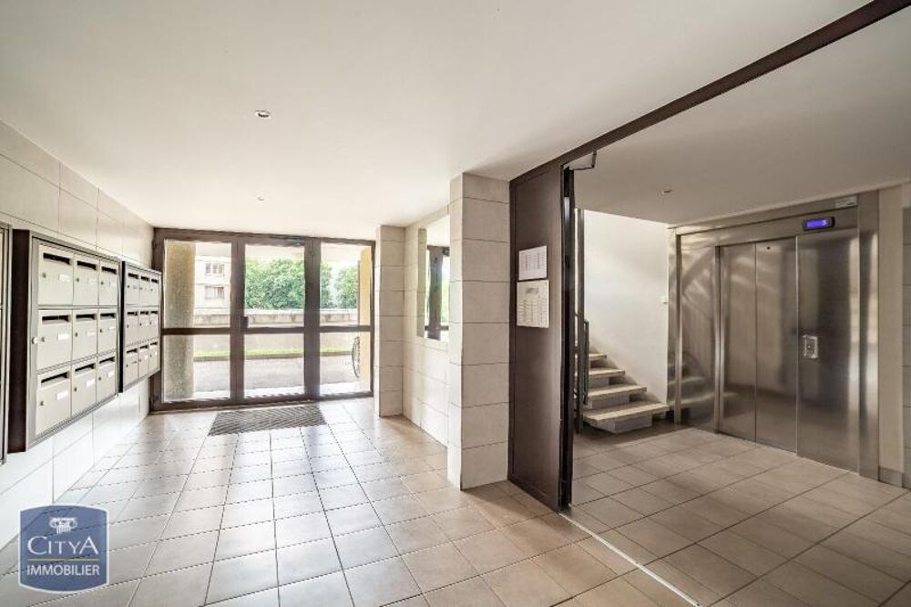 location Appartement - 1 pièce(s) - 27 m² Chambéry (73000)