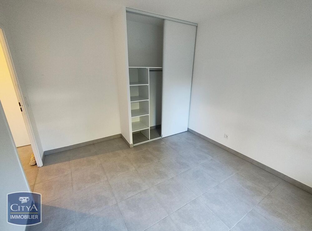 location Appartement - 2 pièce(s) - 46 m² Nîmes (30000)