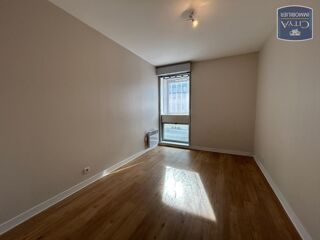  Appartement à louer 3 pièces 56 m²