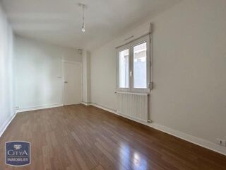  Appartement à louer 3 pièces 43 m²