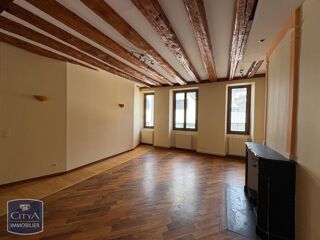  Appartement à louer 4 pièces 98 m²