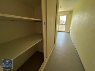  Appartement à louer 2 pièces 46 m²