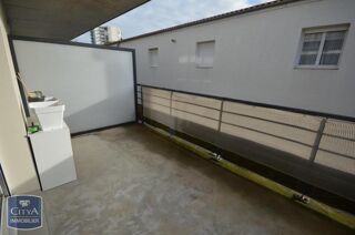  Appartement à louer 1 pièce 32 m²