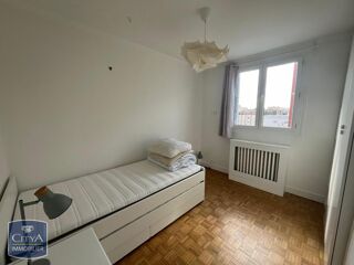  Appartement à louer 3 pièces 64 m²