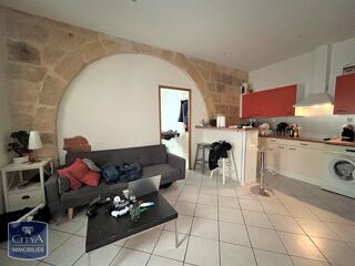  Appartement à louer 2 pièces 33 m²