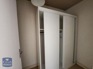  Appartement à louer 1 pièce 42 m²