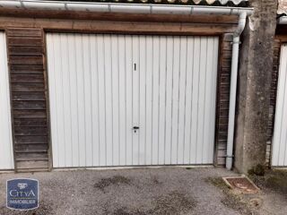  Parking / Garage � louer 