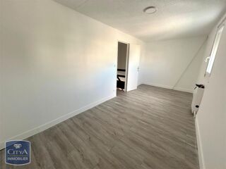  Appartement à louer 3 pièces 68 m²