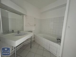  Appartement à louer 1 pièce 34 m²