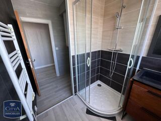  Appartement à louer 3 pièces 57 m²