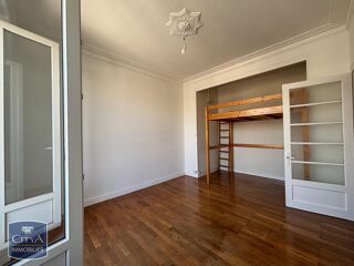  Appartement à louer 1 pièce 32 m²