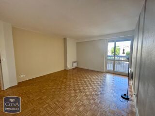  Appartement à louer 2 pièces 52 m²