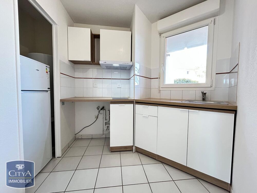 À louer à EXIREUIL : Charmant appartement rénové T2 BIS ....