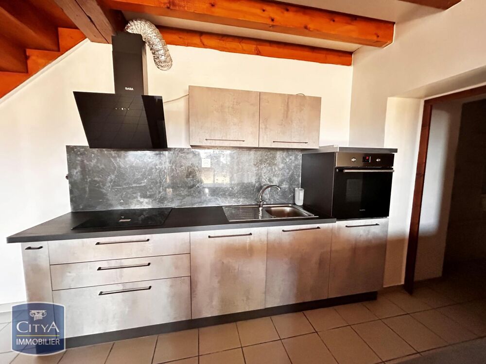 MAISON DE VILLAGE 5 PIECES - SAINT JUST MALMONT Retrouve....