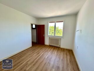  Maison à louer 6 pièces 119 m²
