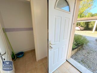  Appartement à louer 3 pièces 70 m²