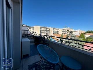  Appartement à louer 3 pièces 57 m²