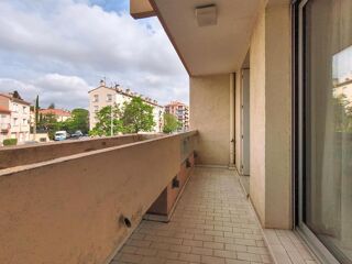  Appartement à louer 2 pièces 45 m²