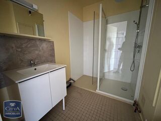  Appartement à louer 1 pièce 25 m²