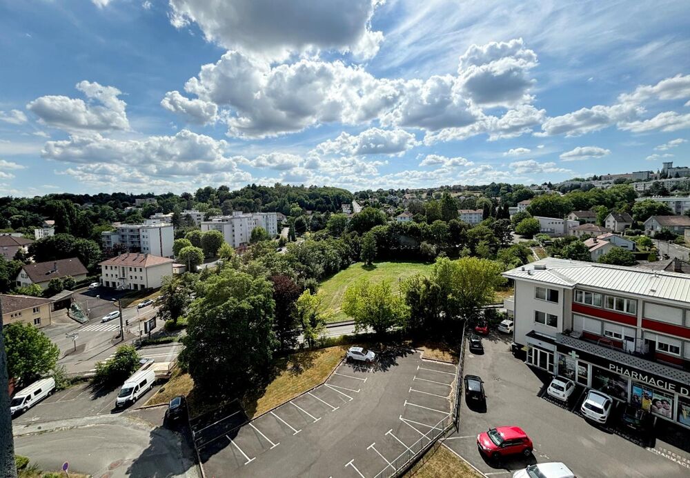 À louer : Appartement T1 situé à Montbéliard, dans le dé....