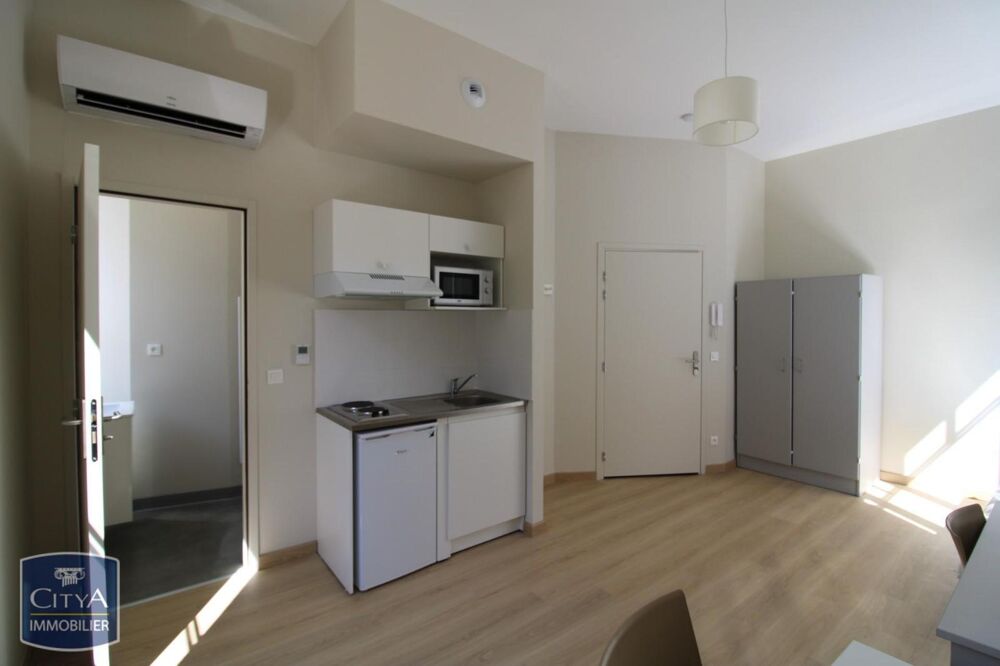 À LOUER : Appartement T1 à Grenoble, situé 29 Cours Jean....