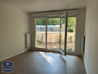  Appartement à louer 2 pièces 45 m²
