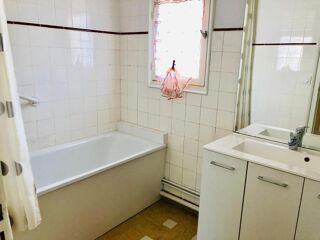  Appartement à louer 3 pièces 67 m²