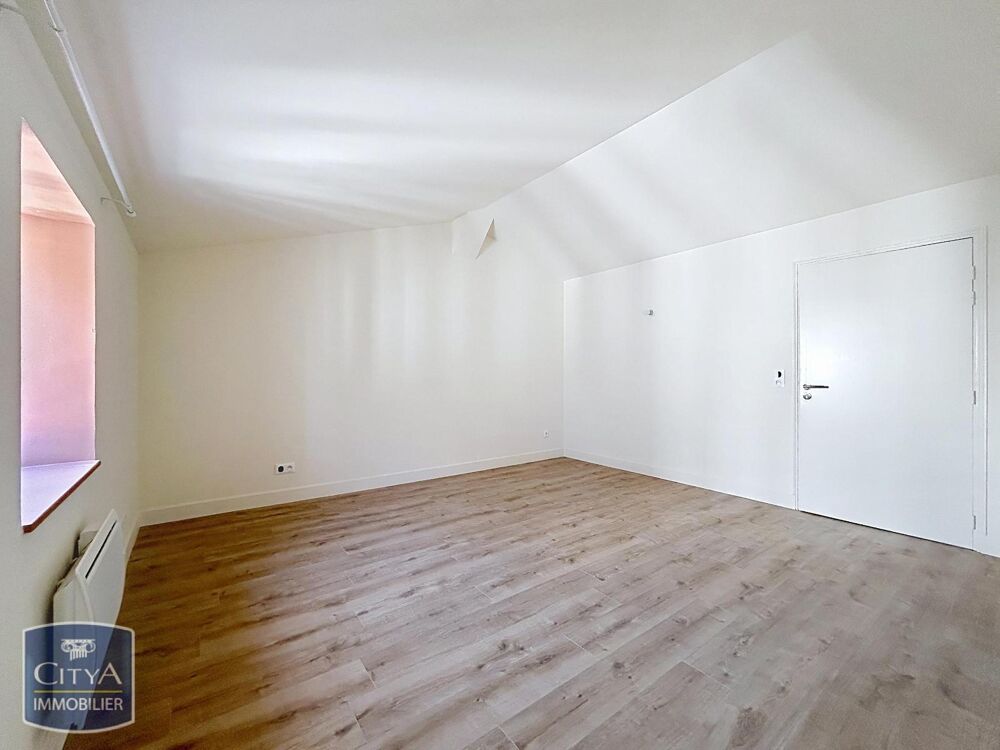 EXCLUSIVITE - A LOUER - NIMES - APPARTEMENT 1 PIECE RENO....